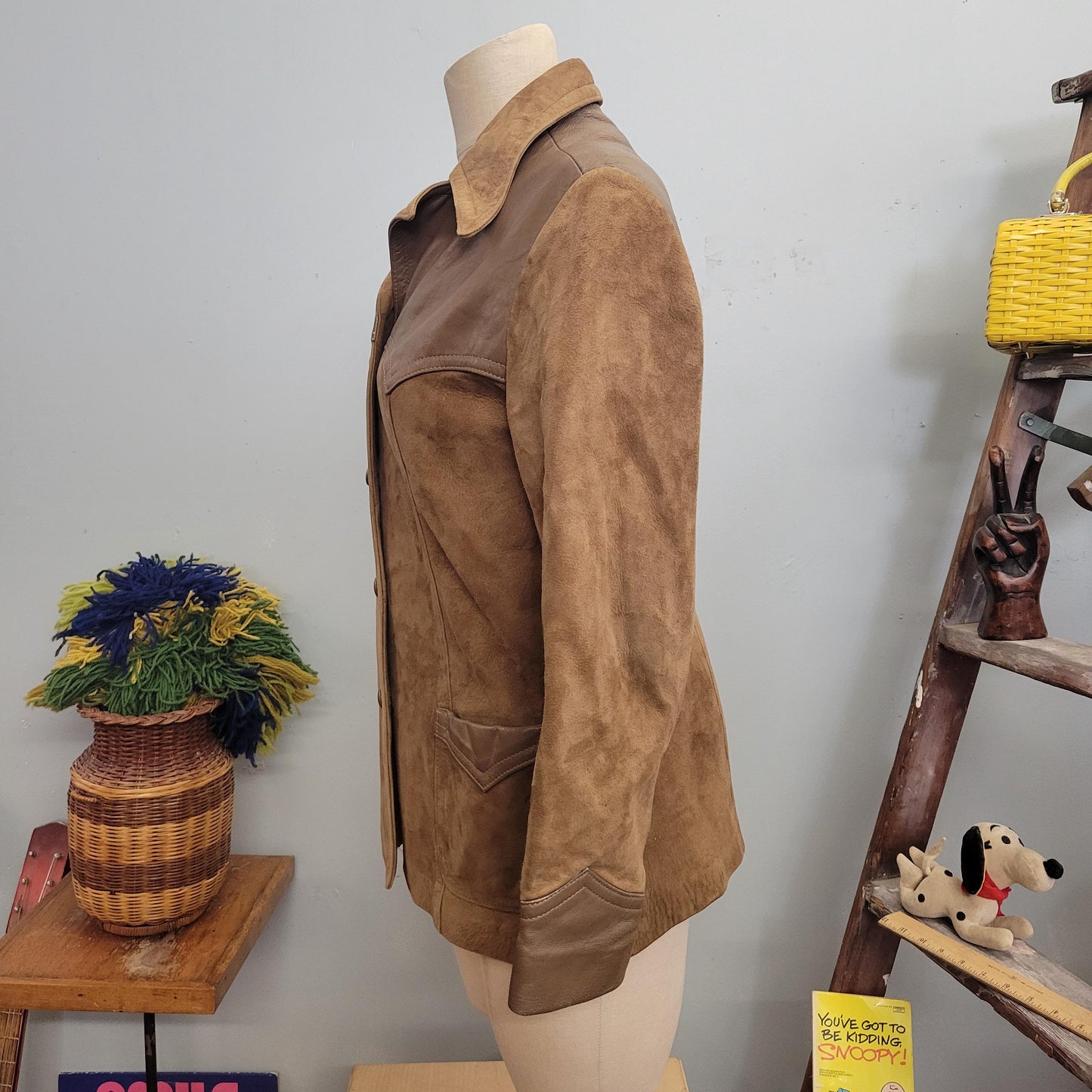 vtg 70s LEATHER SUEDE JACKET // vintage womens large pointy collar retro style buckskin patent leather two tone hippie western ranch style