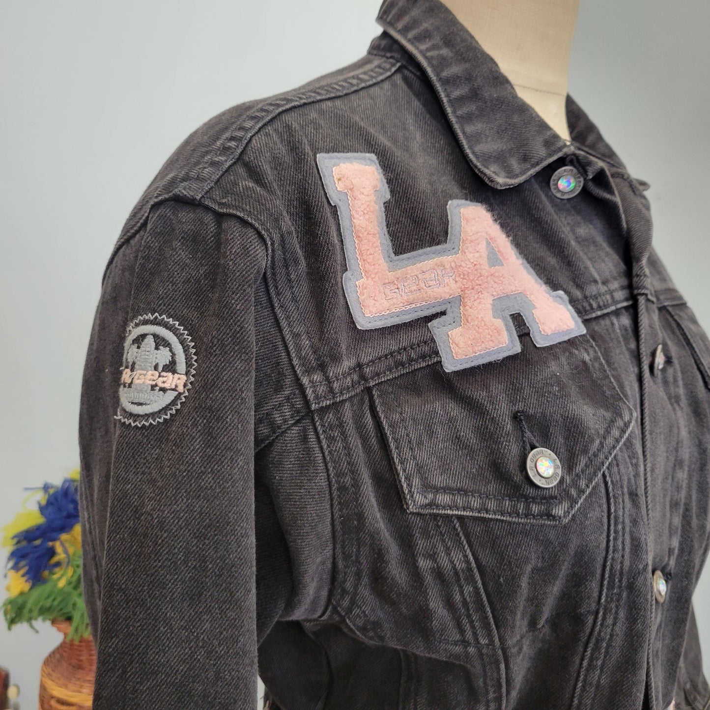 vtg 90s LA GEAR JEAN Jacket // vintage cropped black denim and pink stitch applique valley girl 90210 cute gray los angeles california girl