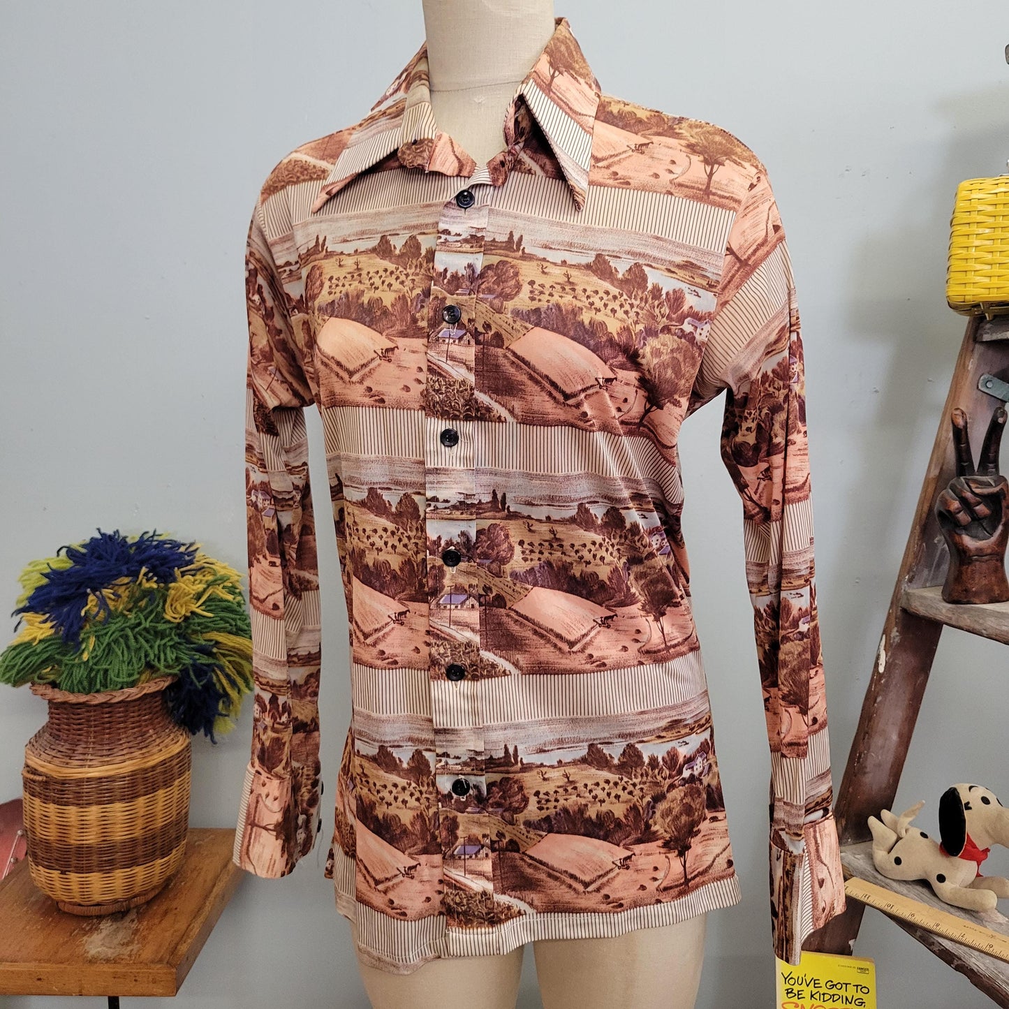 vtg 70s SILKY FARM TOP / vintage button down monzini knit large nylon retro western theme fall disco hippie pointy collared all over print