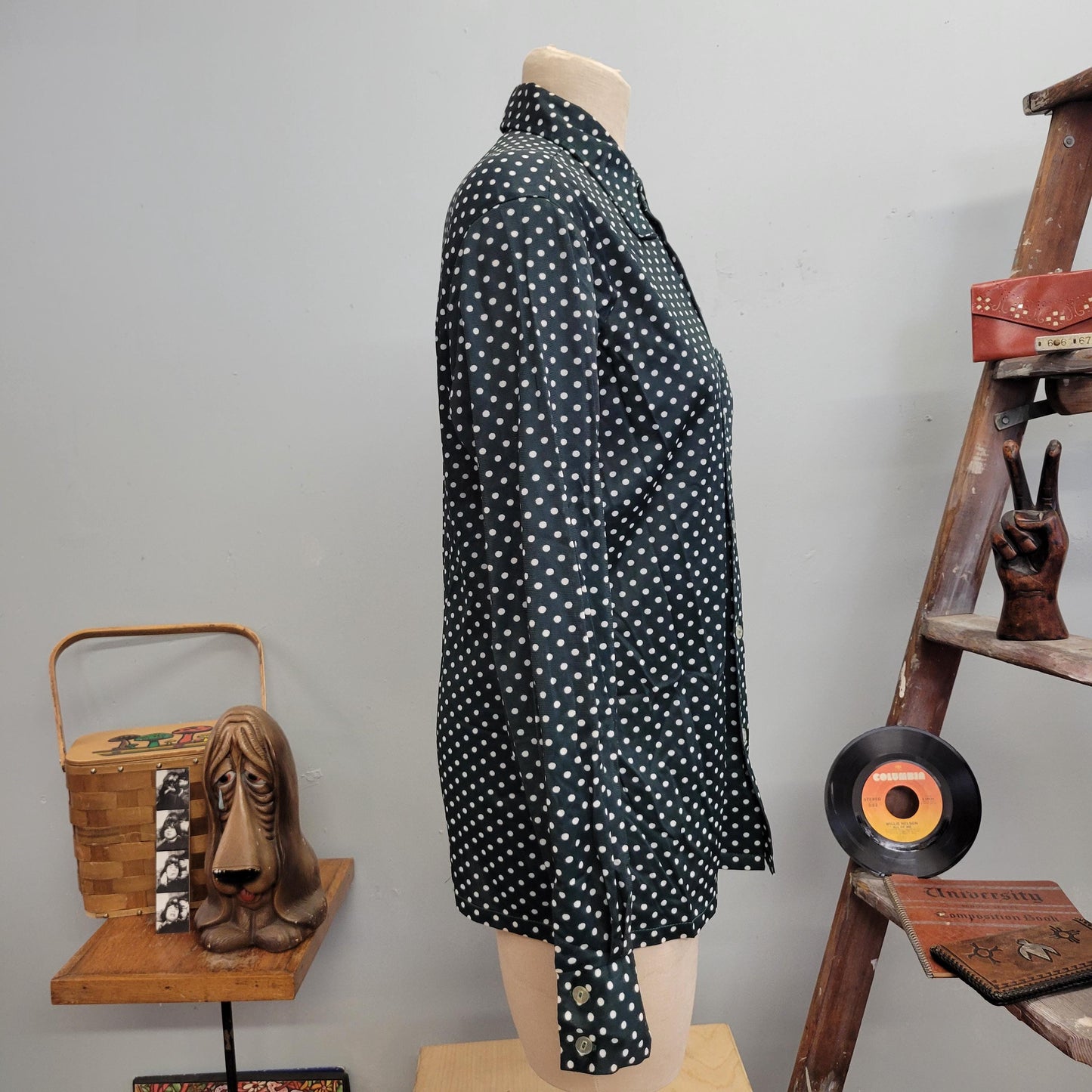 vtg 70s GREEN POLKA DOT top / vintage joel medium button down blouse retro hippie disco pointy collar festive fall autumn winter fashion top