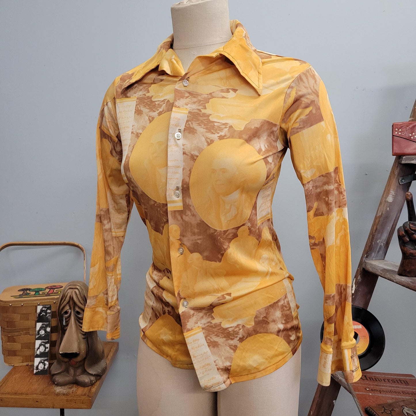 vtg 70s SILKY MONEY TOP // vintage psychedelic sportcrest 16 nylon button up andrew jackson benjamin franklin constitution declaration usa