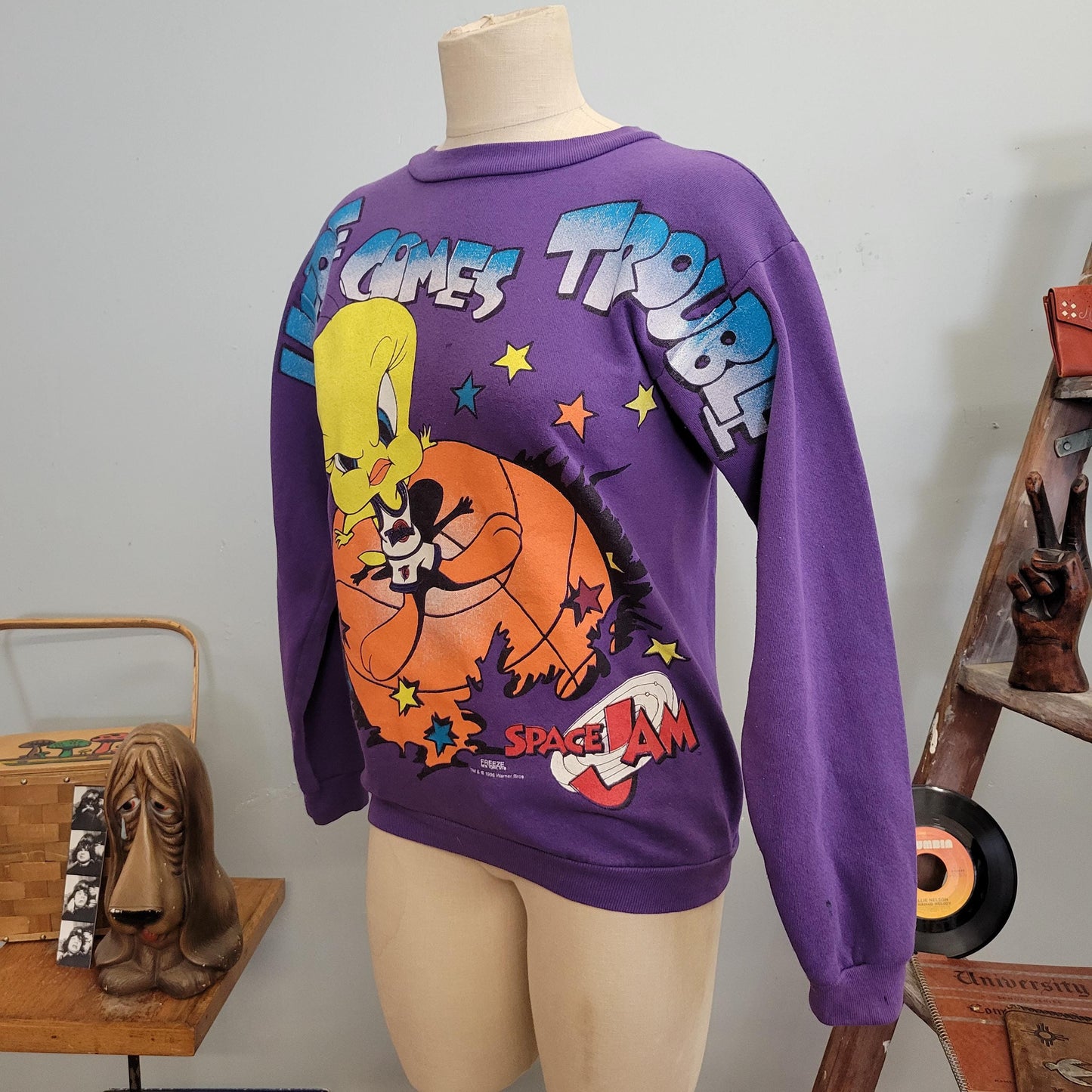 vtg 90s SPACE JAM SWEATSHIRT // vintage looney tunes warner bros youth xl tweety bird purple crewneck basketball michael jordan movie promo