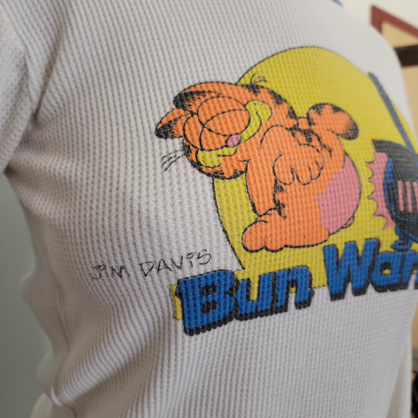 vtg 80s GARFIELD THERMAL SHIRT // vintage jim davis kiki medium bun warmer funny orange cat ringer autumn winter warm layers cartoon comic