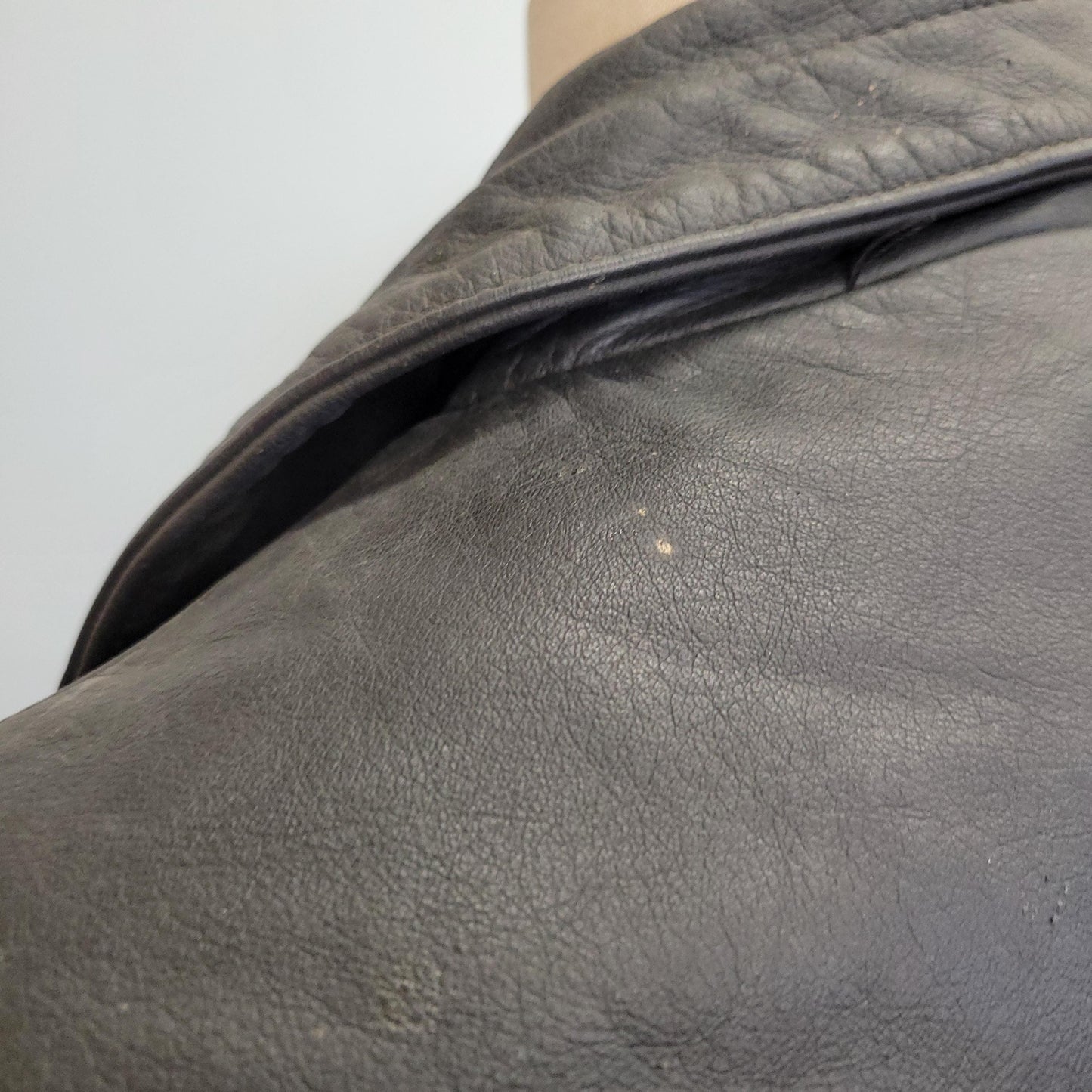 vtg 70s LEATHER FRINGE JACKET // vintage bermans leather experts size 14 metal conch and tassel western biker cowboy style beaded cropped