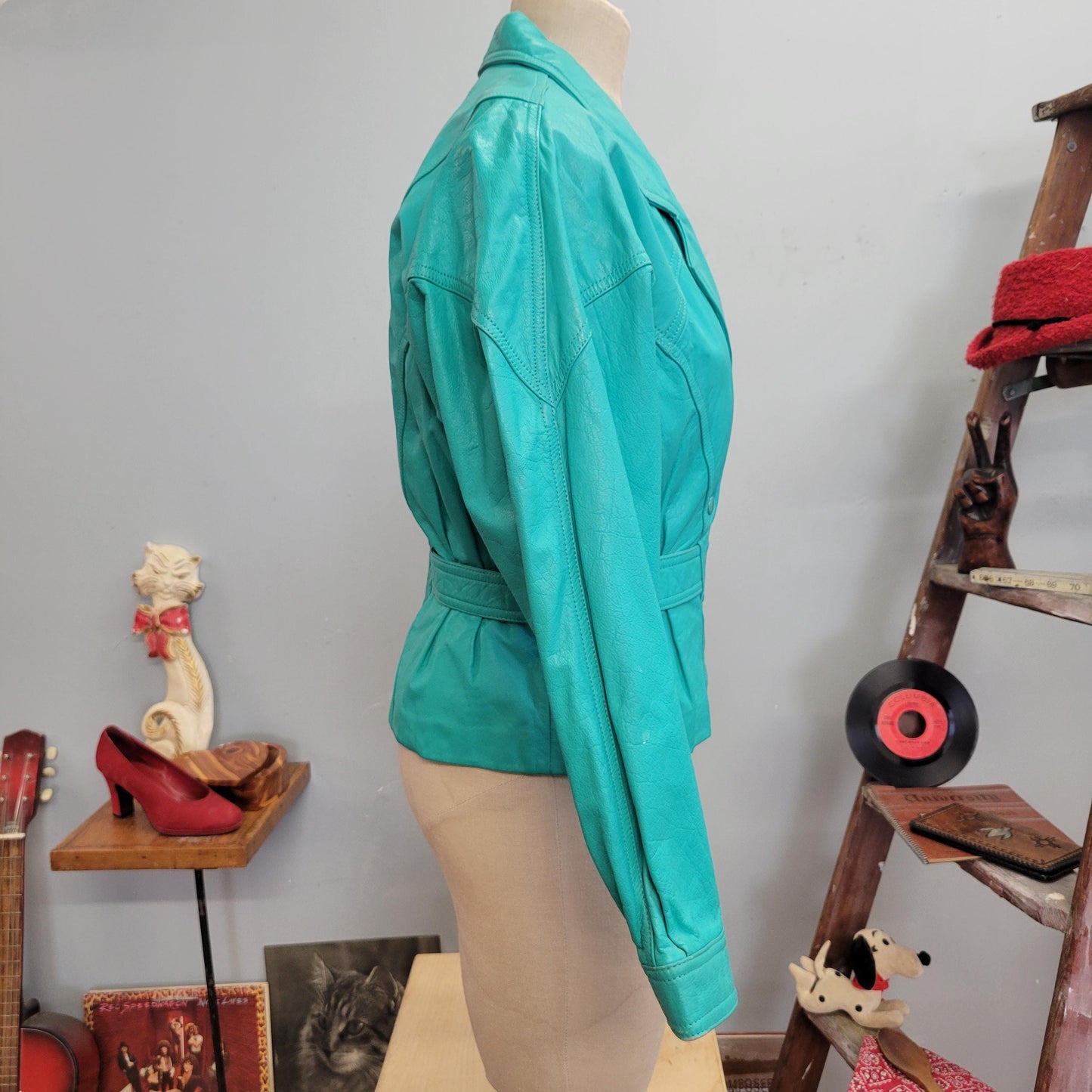 vtg 80s BLUE LEATHER JACKET // vintage chia funky medium womens cropped peplum bomber bright pastel autumn winter funky fashion high fashion