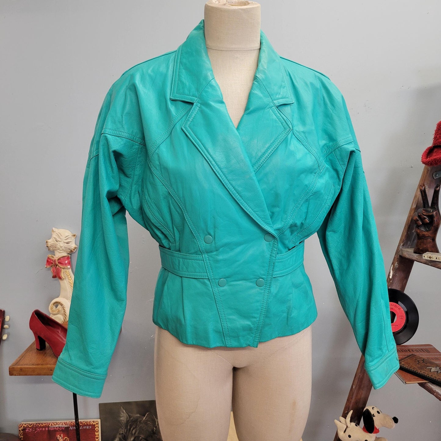 vtg 80s BLUE LEATHER JACKET // vintage chia funky medium womens cropped peplum bomber bright pastel autumn winter funky fashion high fashion