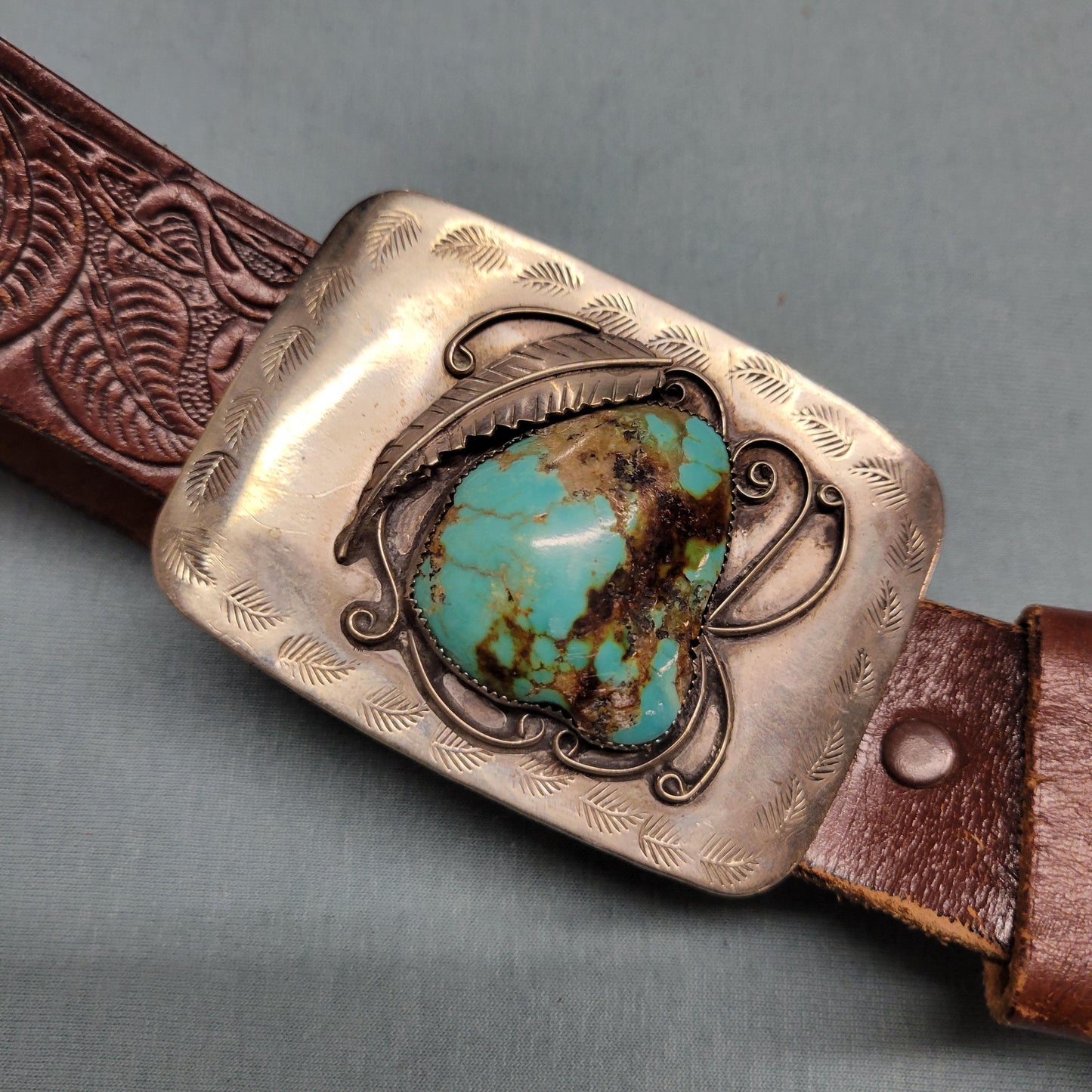 vtg 70s TURQUOISE BELT BUCKLE // vintage size 36 justin hand tooled leather belt and etched silver rectangle belt buckle distressed western