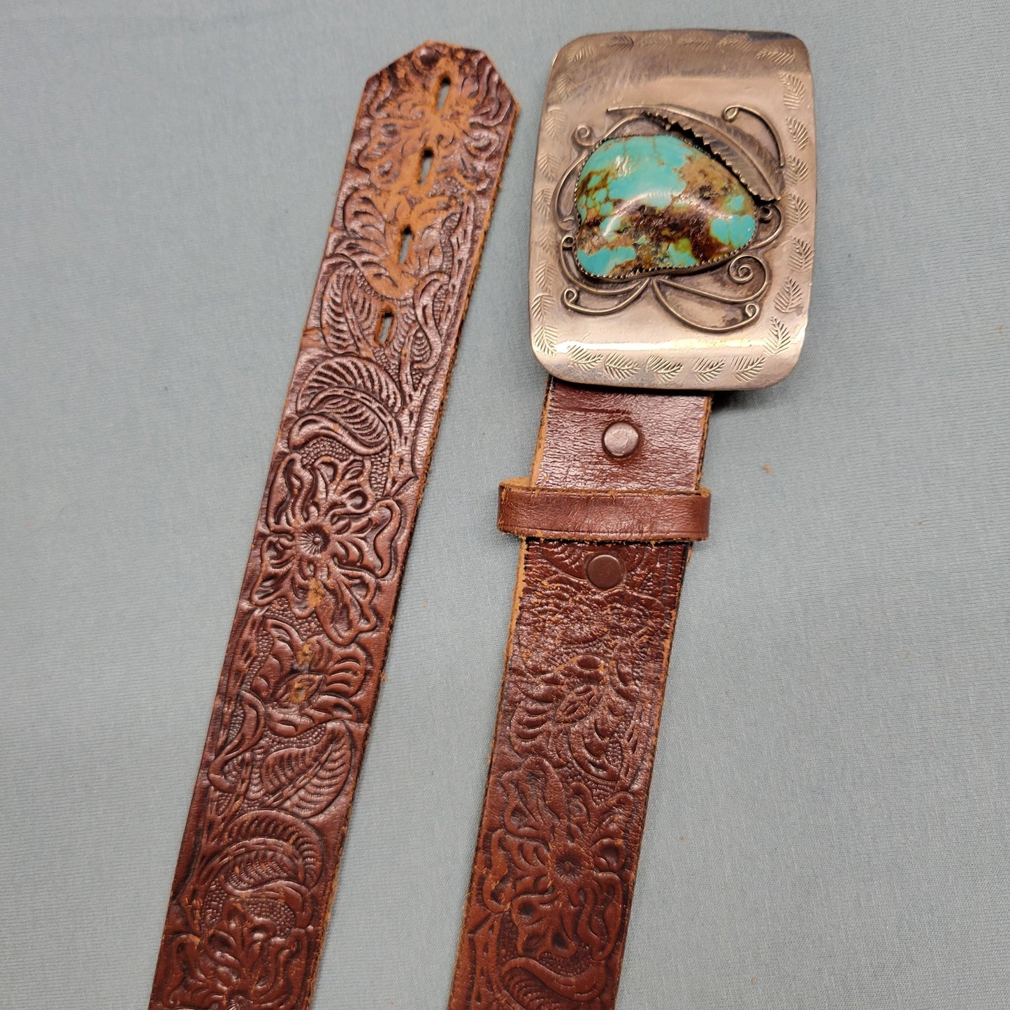 vtg 70s TURQUOISE BELT BUCKLE // vintage size 36 justin hand tooled leather belt and etched silver rectangle belt buckle distressed western