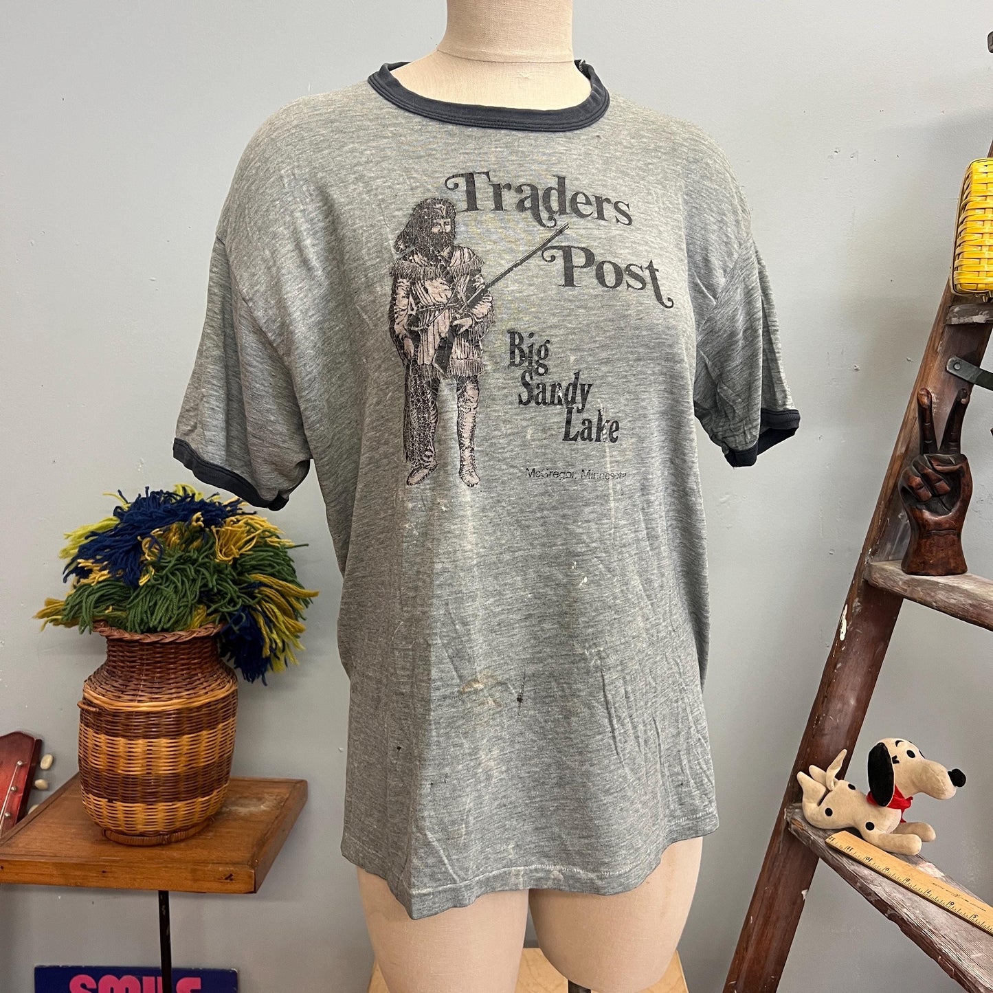 vtg 70s TRADERS POST TSHIRT // vintage distressed ringer hanes xl big sardy lake minnesota paper thin oversized paint rugged thrashed artist