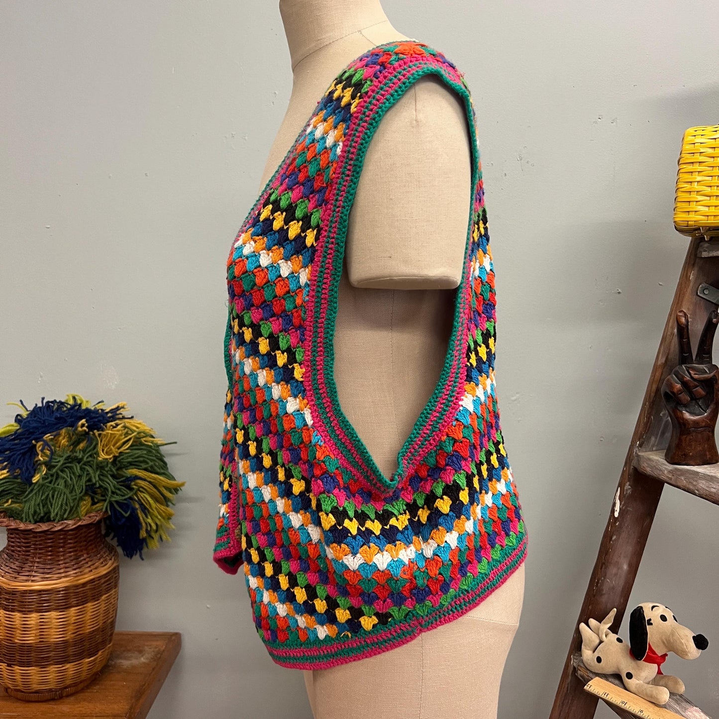 vtg 80s ABSTRACT SWEATER VEST // vintage claus woman size 2 oversized slouchy rainbow chunky knit retro chevron vneck layer top bright funky