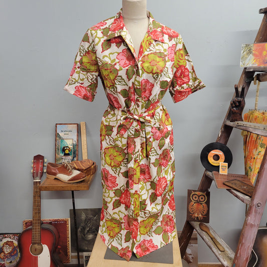 vtg 70s FLORAL WRAP DRESS // vintage belted size 20 1/2 plus size collared belted button up day dress house dress dressing gown watercolor