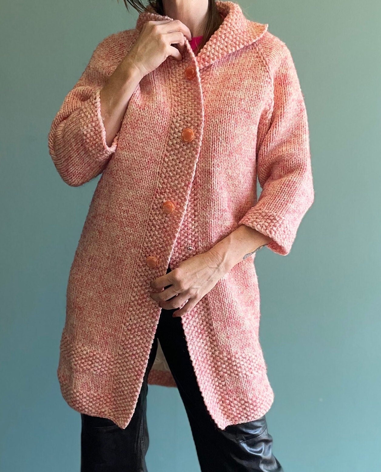 vtg 50s PINK KNIT COAT // vintage petite small womens long sweater jacket lined space dye flower buttons pastel collared swing autumn coat