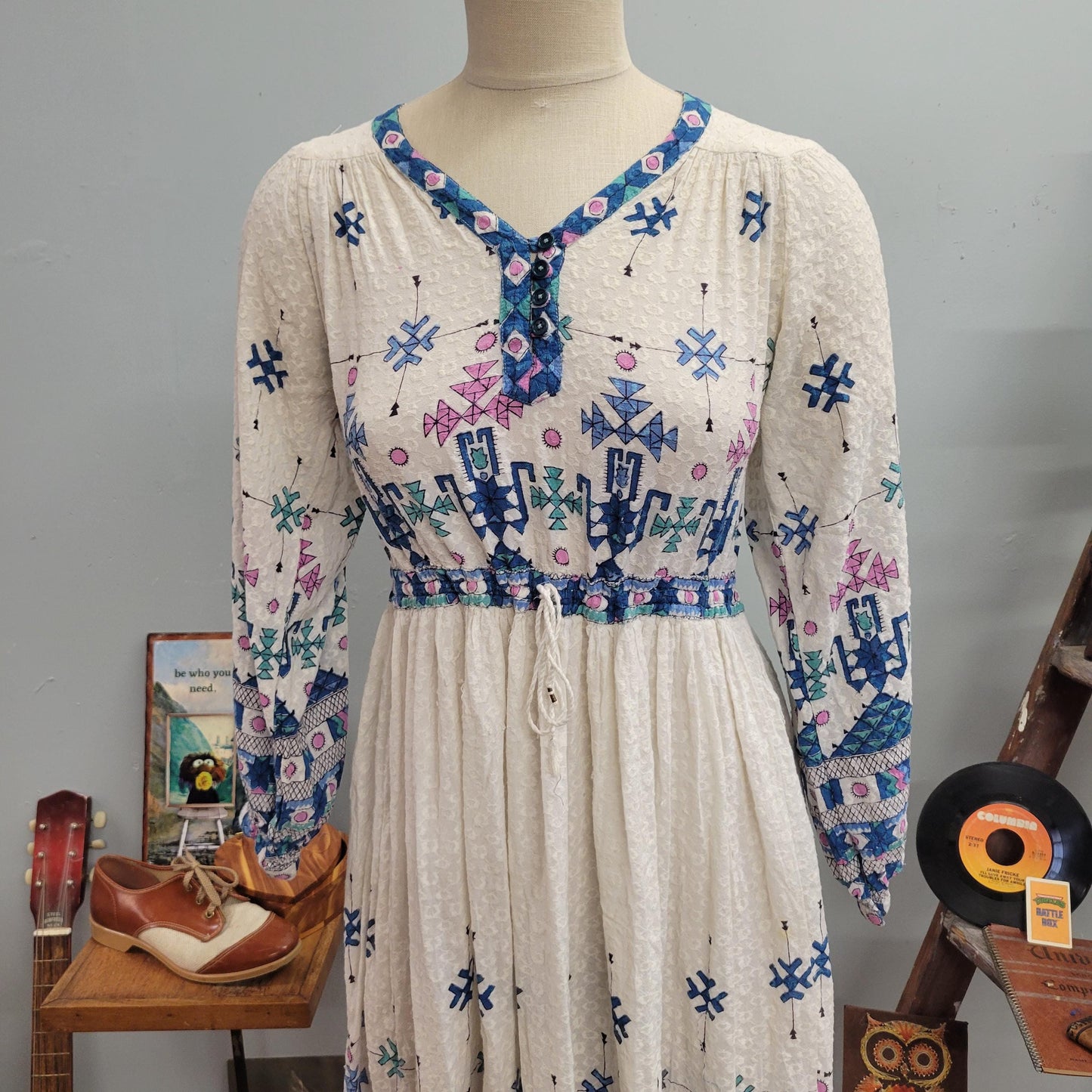 vtg 70s PATTERNED RAYON DRESS // vintage nandans small Indian rayon abstract geometric flowy winter ice queen whimsical hippie boho retro