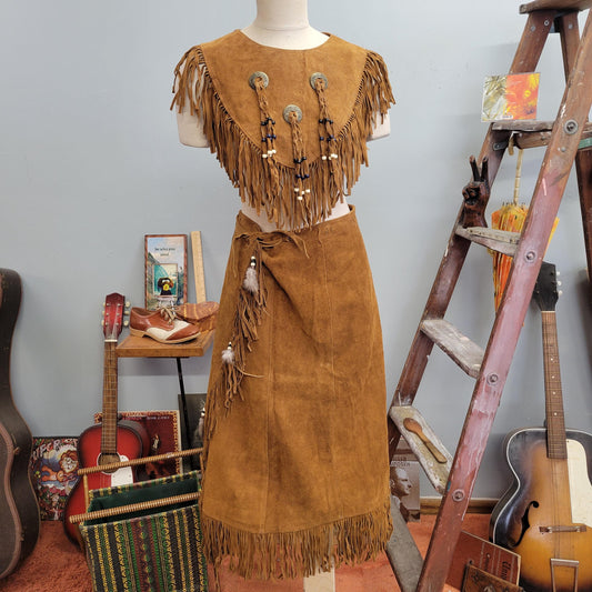 vtg 70s 2 PIECE SUEDE DRESS // vintage osfm womens wrap around buckskin skirt and matching fringe vest set metal conch feathers & beads top