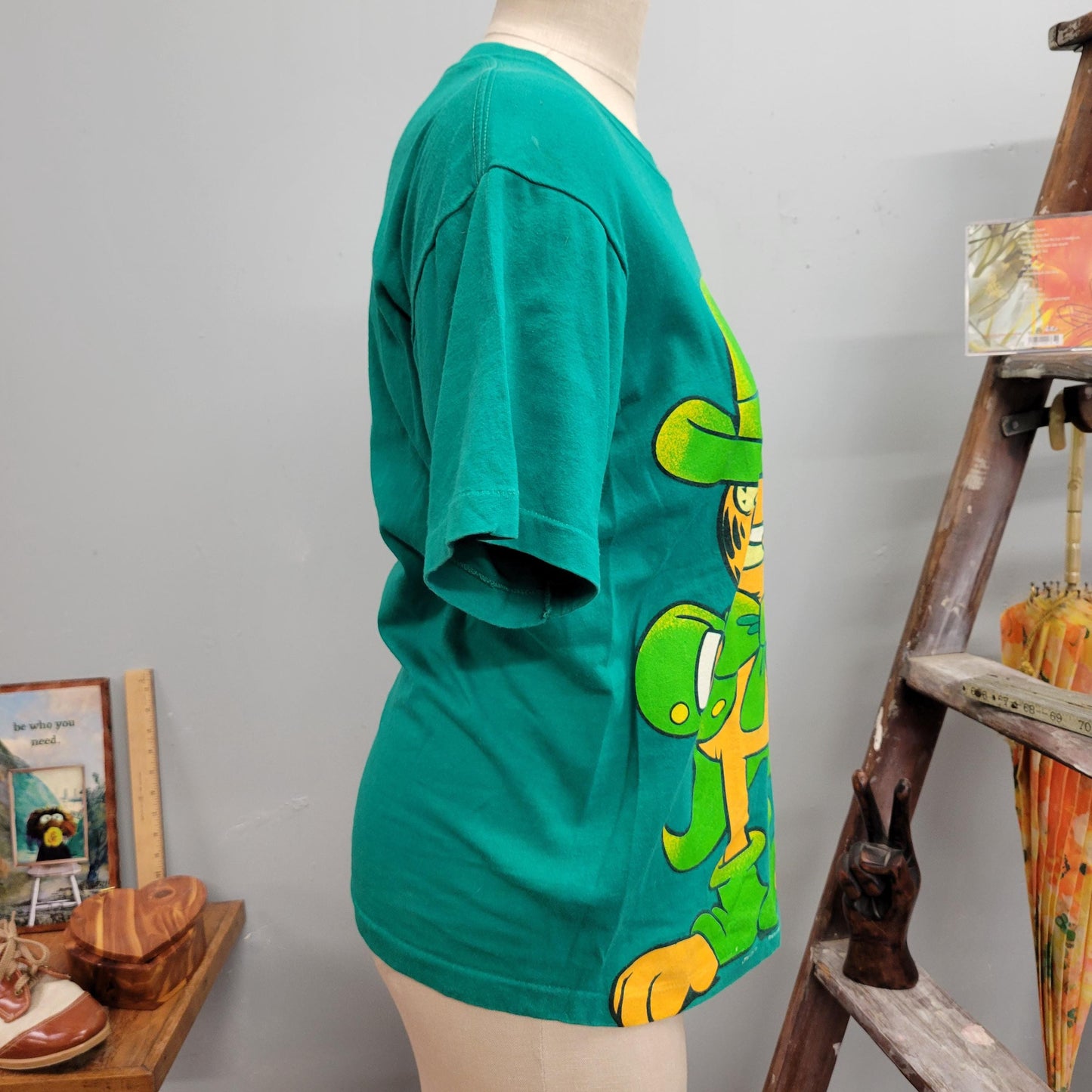 vtg 80s GARFIELD IRISH TSHIRT // vintage anvil medium st patricks  jim davis medium kiss me I'm irish big face print aop retro cartoon  cat