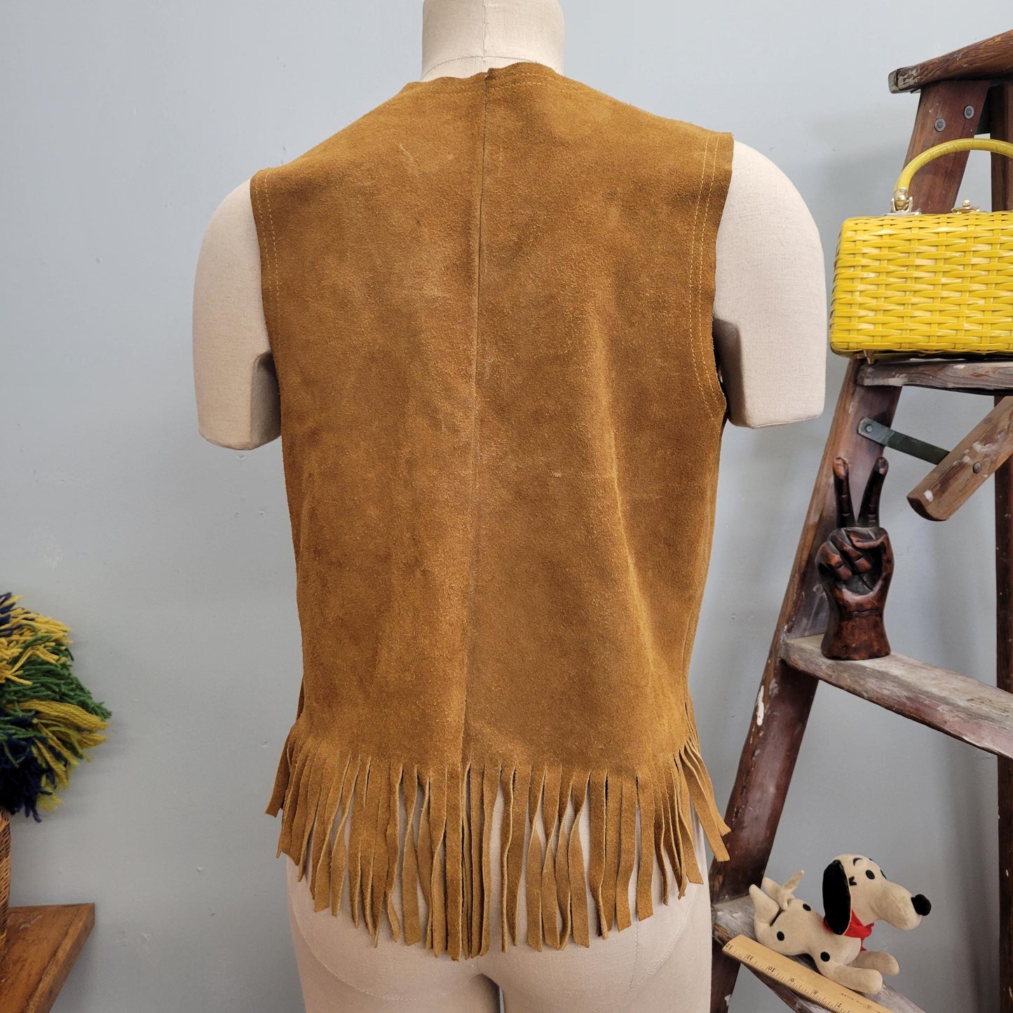 vtg 70s SUEDE FRINGE VEST / vintage medium womens leather tassel beaded tie top retro hippie bohemian woodstock rocker jimi hendrix boho top