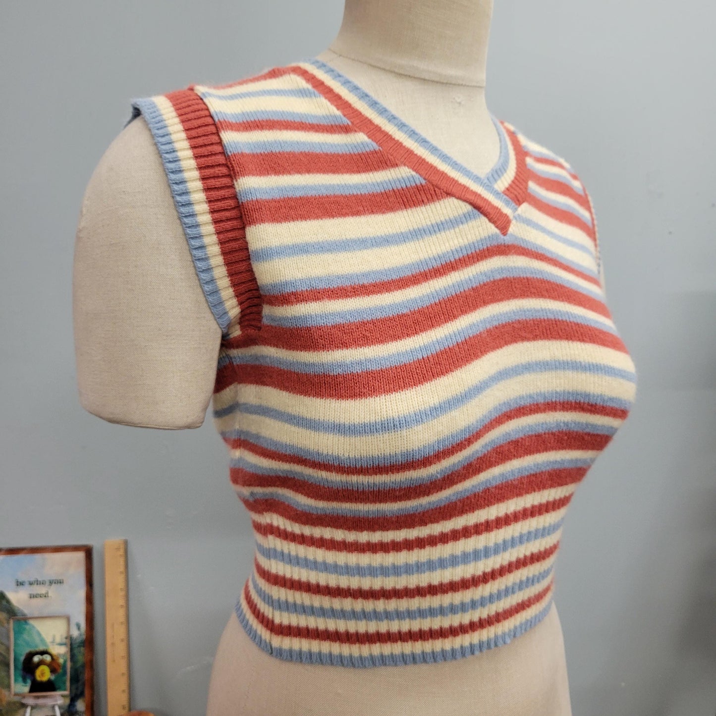 vtg 70s STRIPED SWEATER TOP / vintage crochet knit tank crop top cute small layering piece striped retro v neck cropped autumn sweater layer
