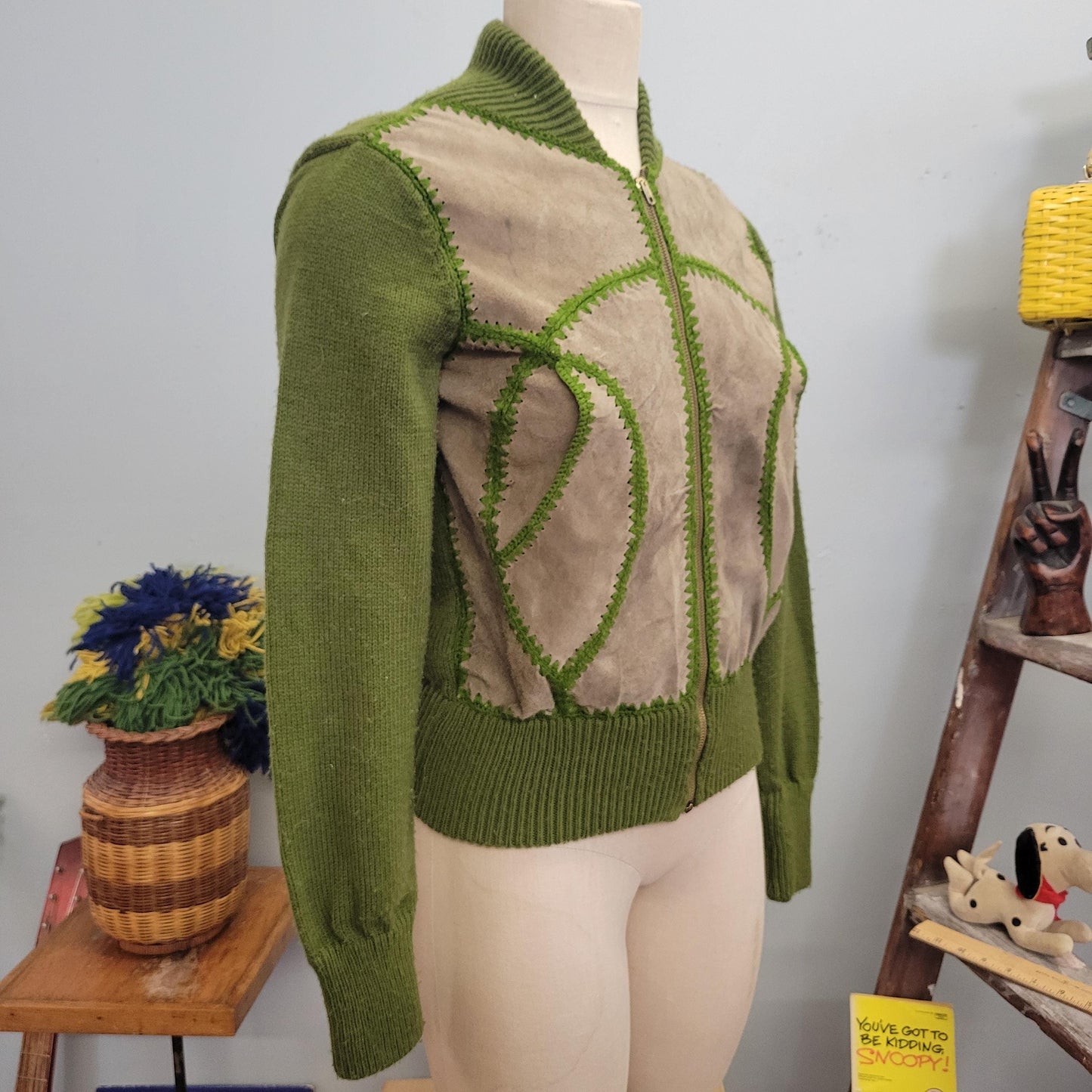 vtg 70s SUEDE KNIT JACKET // vintage medium womens sage green retro hippie boho zip up patchwork stitch cropped leather autumn vibes sweater