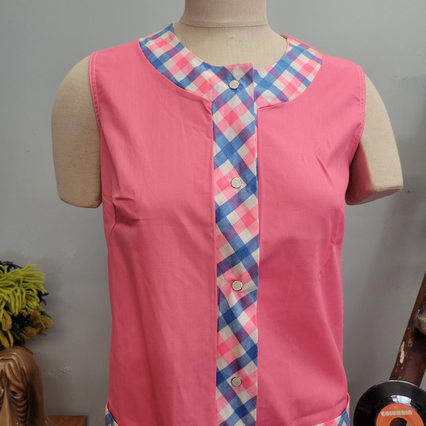 vtg 60s PINK CHECKERED DRESS // vintage montgomery ward 12 womens medium pastel blue pink gingham plaid mod snap up apron smock retro cute