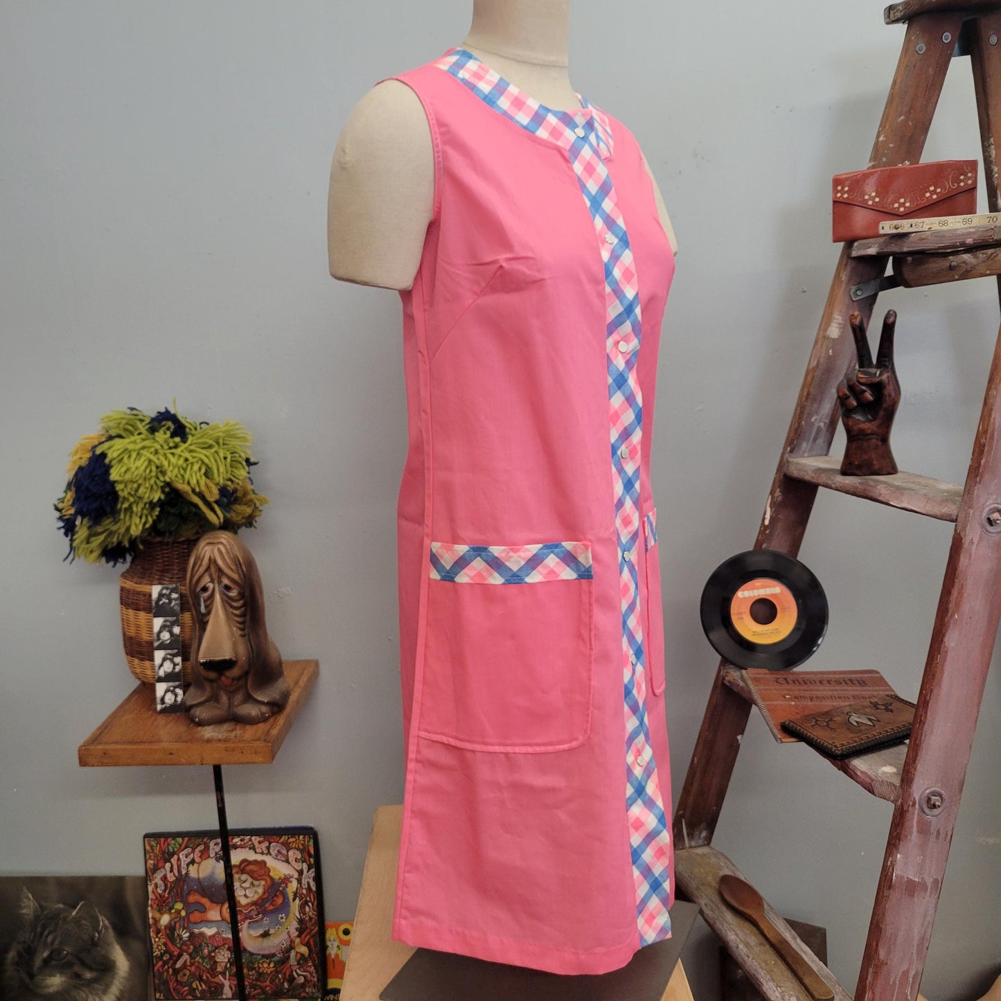 vtg 60s PINK CHECKERED DRESS // vintage montgomery ward 12 womens medium pastel blue pink gingham plaid mod snap up apron smock retro cute