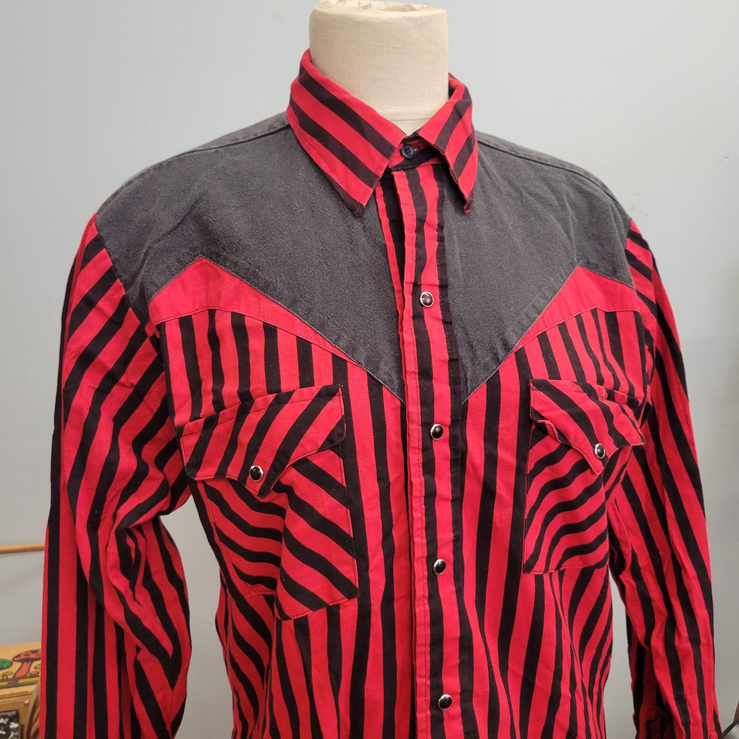 vtg 70s RED BLACK STRIPED Shirt // vintage button down ranch and town medium panhandle slim pinstriped western snap up 15.5 rockabilly top L