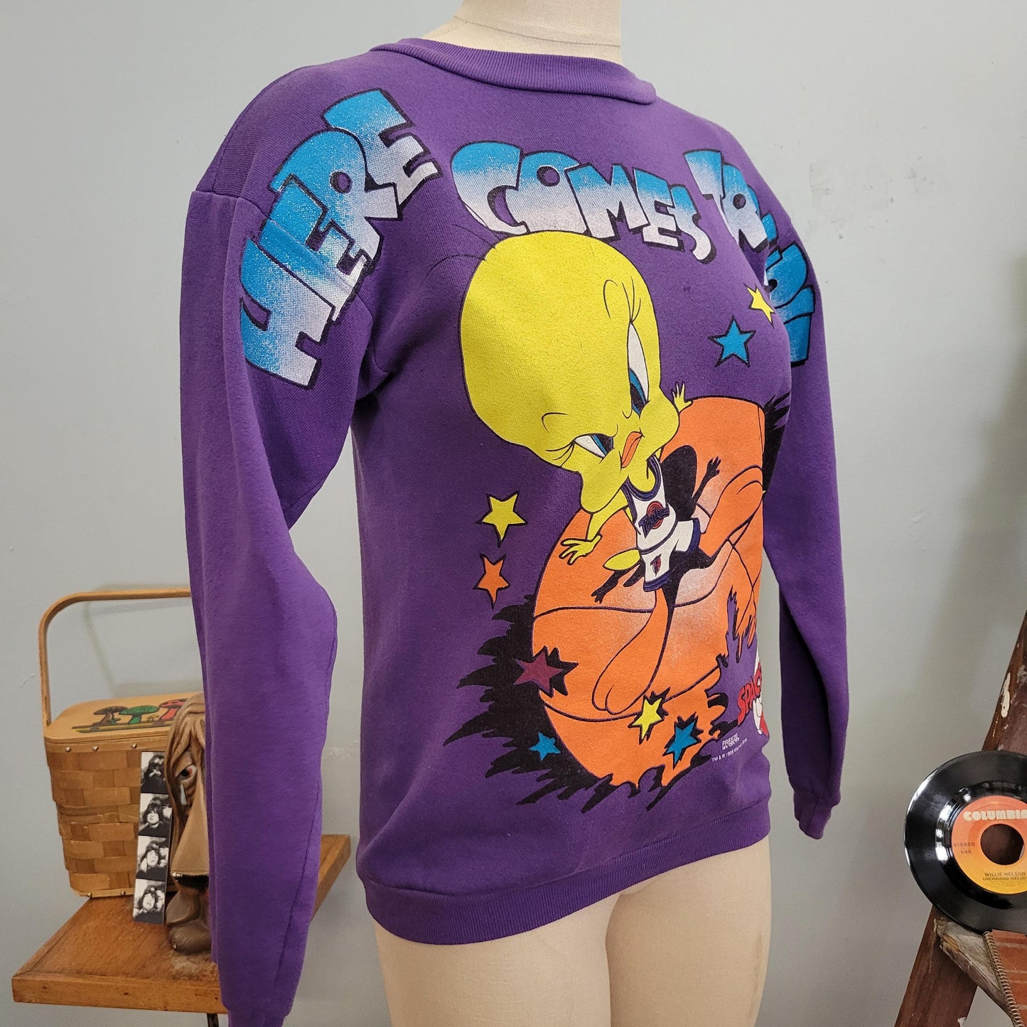vtg 90s SPACE JAM SWEATSHIRT // vintage looney tunes warner bros youth xl tweety bird purple crewneck basketball michael jordan movie promo