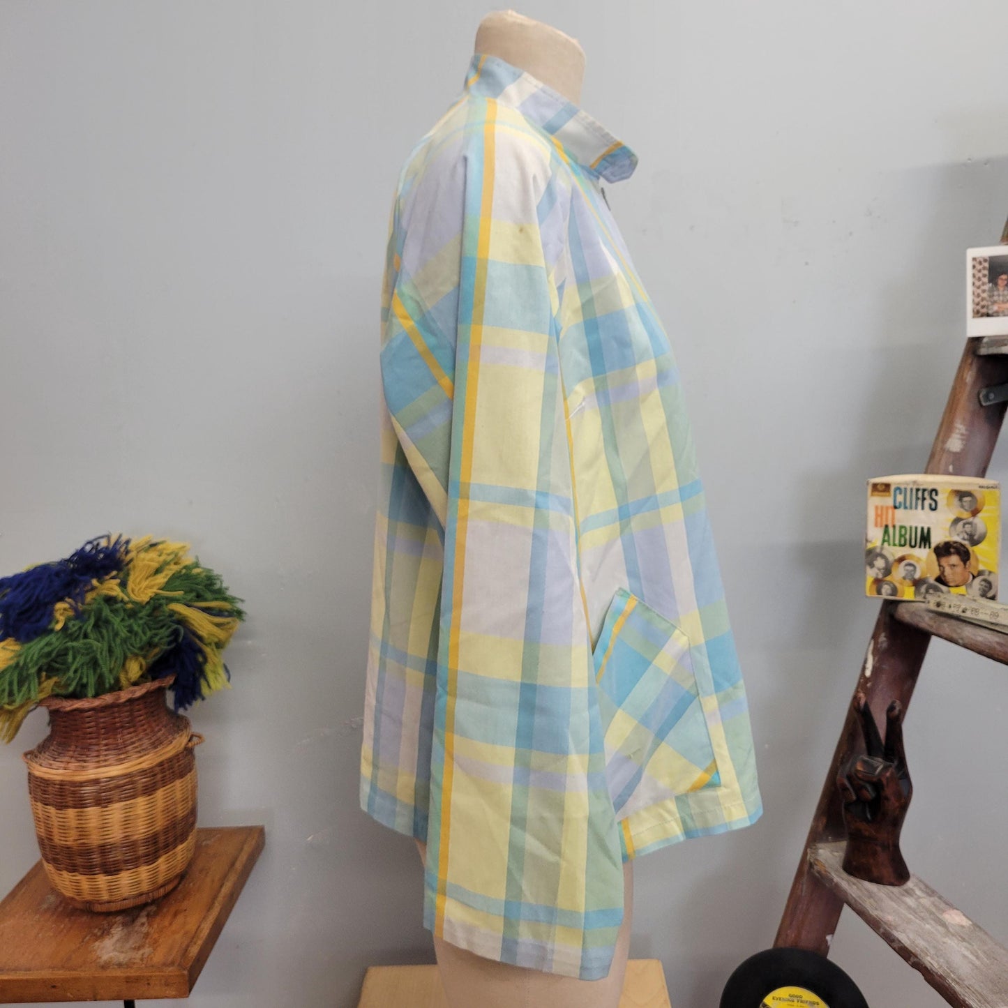 vtg 60s PLAID ZIPUP SHIRT // vintage glenbrooke large mens unisex pastel striped lightweight preppy rockabilly parka autumn rain jacket