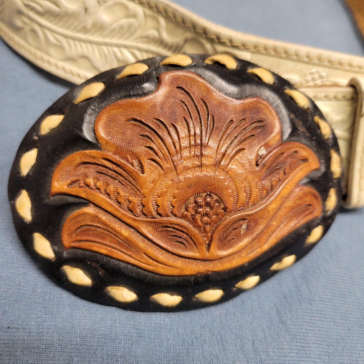 vtg 70s LEATHER FLORAL BELT // vintage white hand tooled western hippie boho belt and round leather lotus buckle