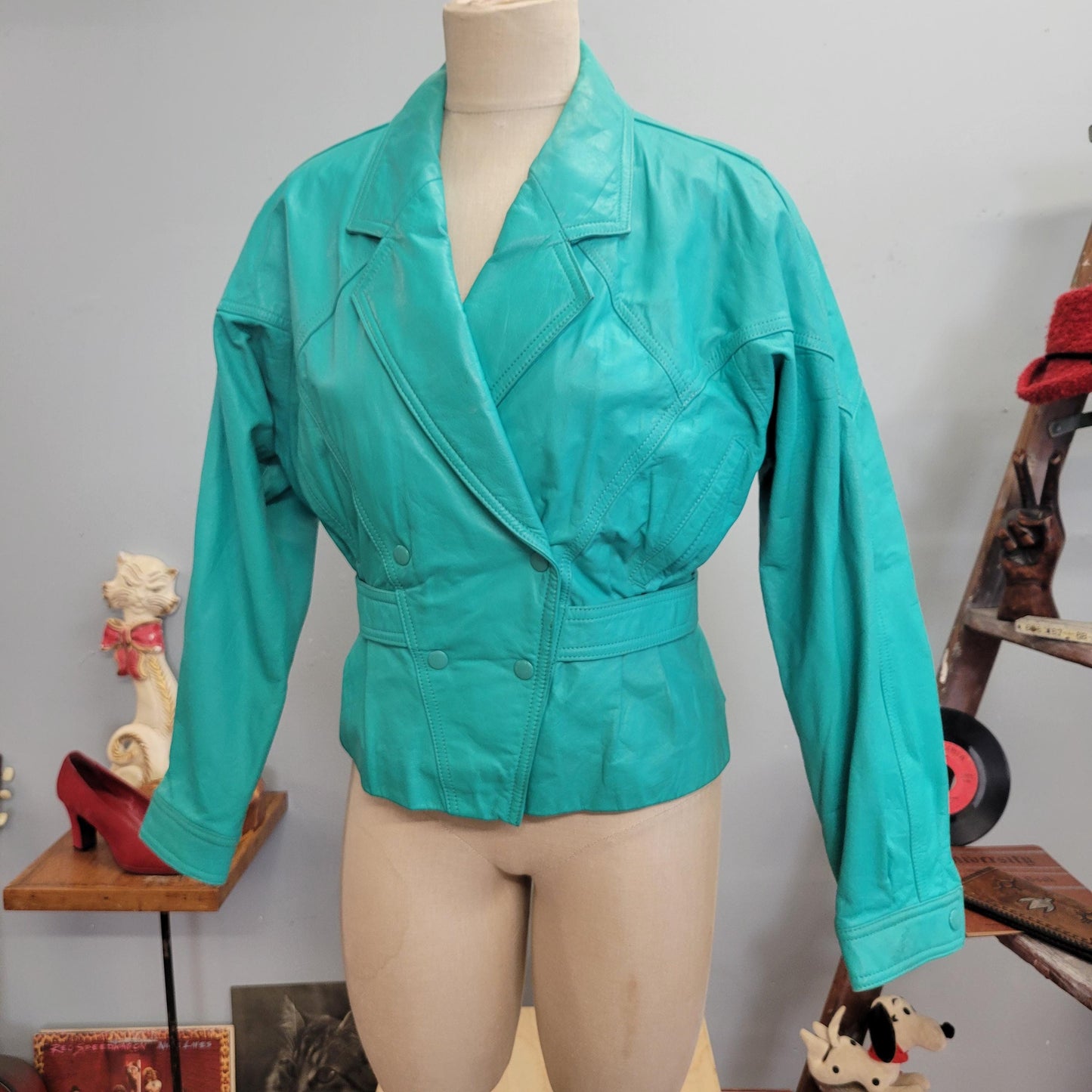 vtg 80s BLUE LEATHER JACKET // vintage chia funky medium womens cropped peplum bomber bright pastel autumn winter funky fashion high fashion