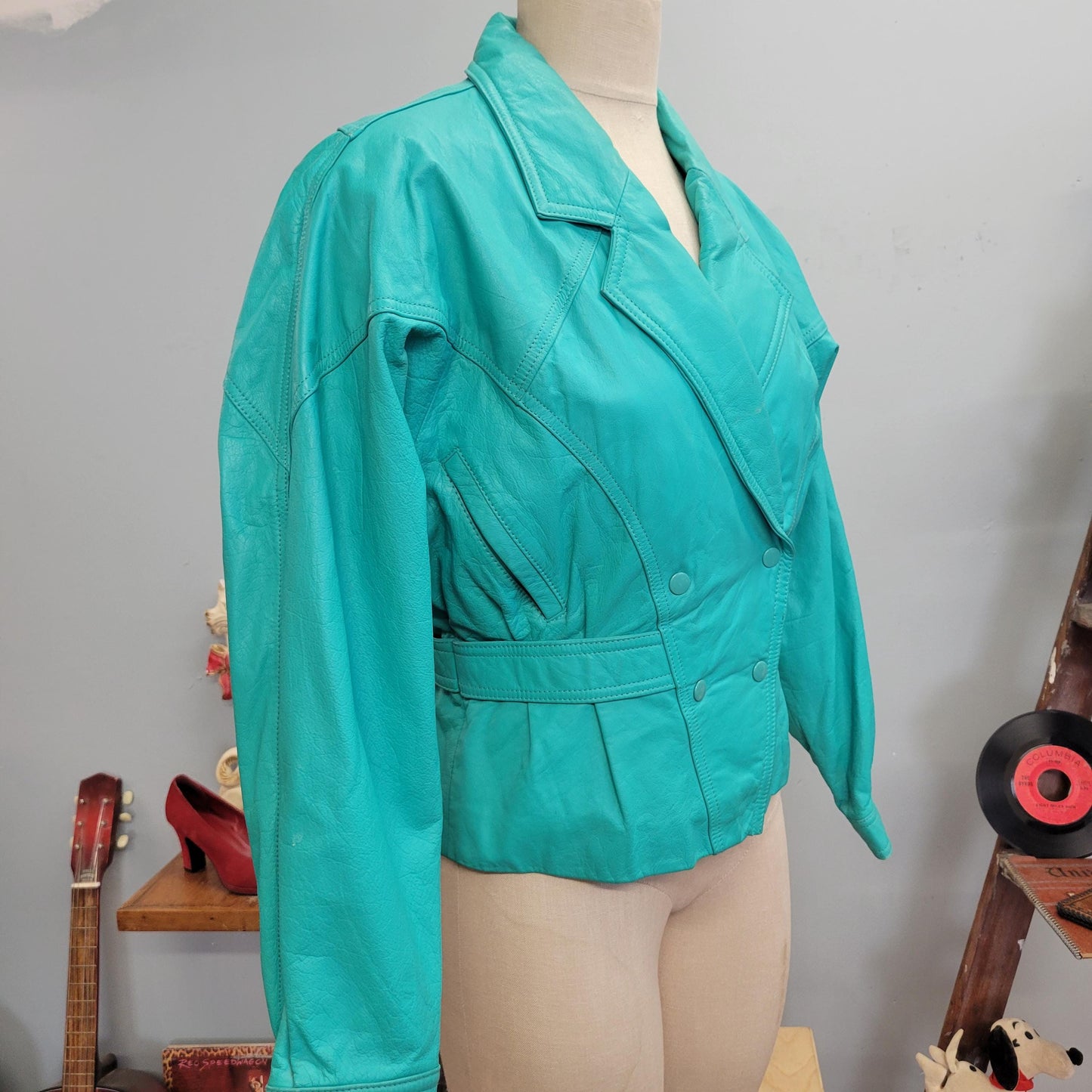 vtg 80s BLUE LEATHER JACKET // vintage chia funky medium womens cropped peplum bomber bright pastel autumn winter funky fashion high fashion