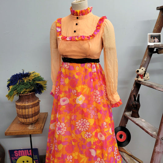 vtg 70s FLOWER POWER DRESS // vintage small womens psychedelic ruffle collar sheer sleeve chiffon bright flower power maxi full length gown