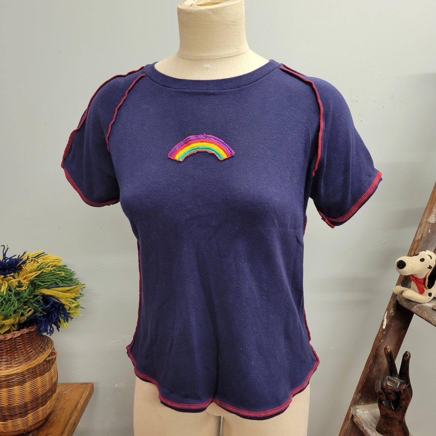 vtg 70s RAINBOW EMBROIDERED TOP // vintage wrangler tshirt medium women’s super retro hippie style French cut femme fit cute California tee