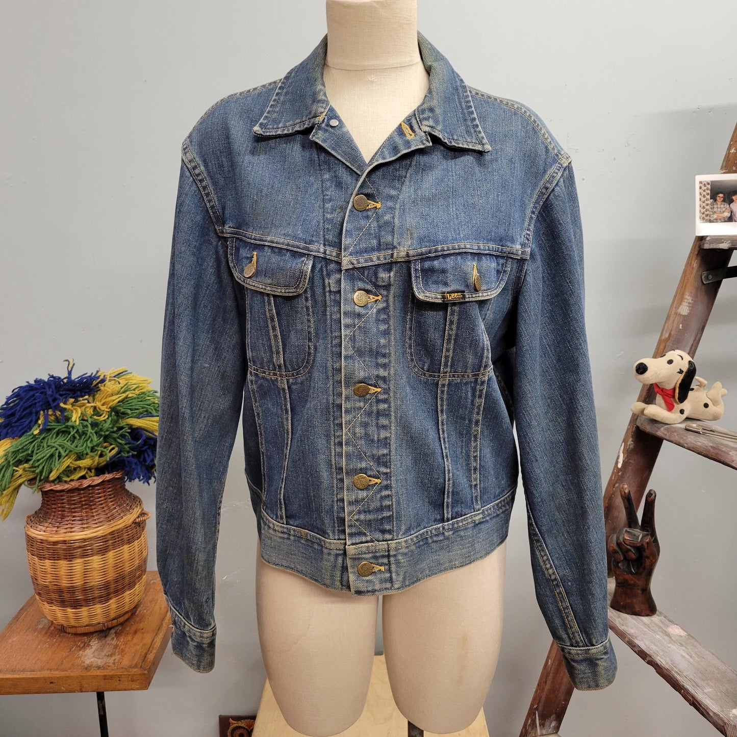 vtg 70s Lee RIDERS SANFOR-SET Jacket // vintage lee set slightly distressed medium wash trucker 100% cotton denim jean jacket autumn winter