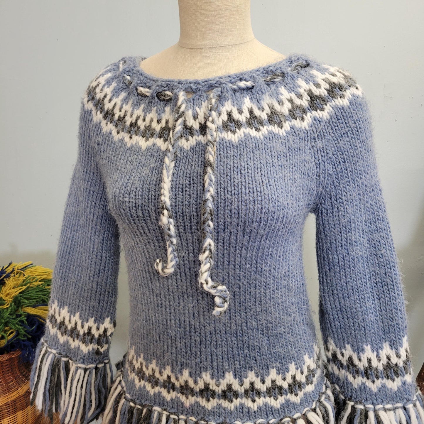 vtg 70s KNIT FRINGE SWEATER // vintage medium womens boho hippie shaggy blue fair isle zig zag hippie bohemian autumn winter cottage style