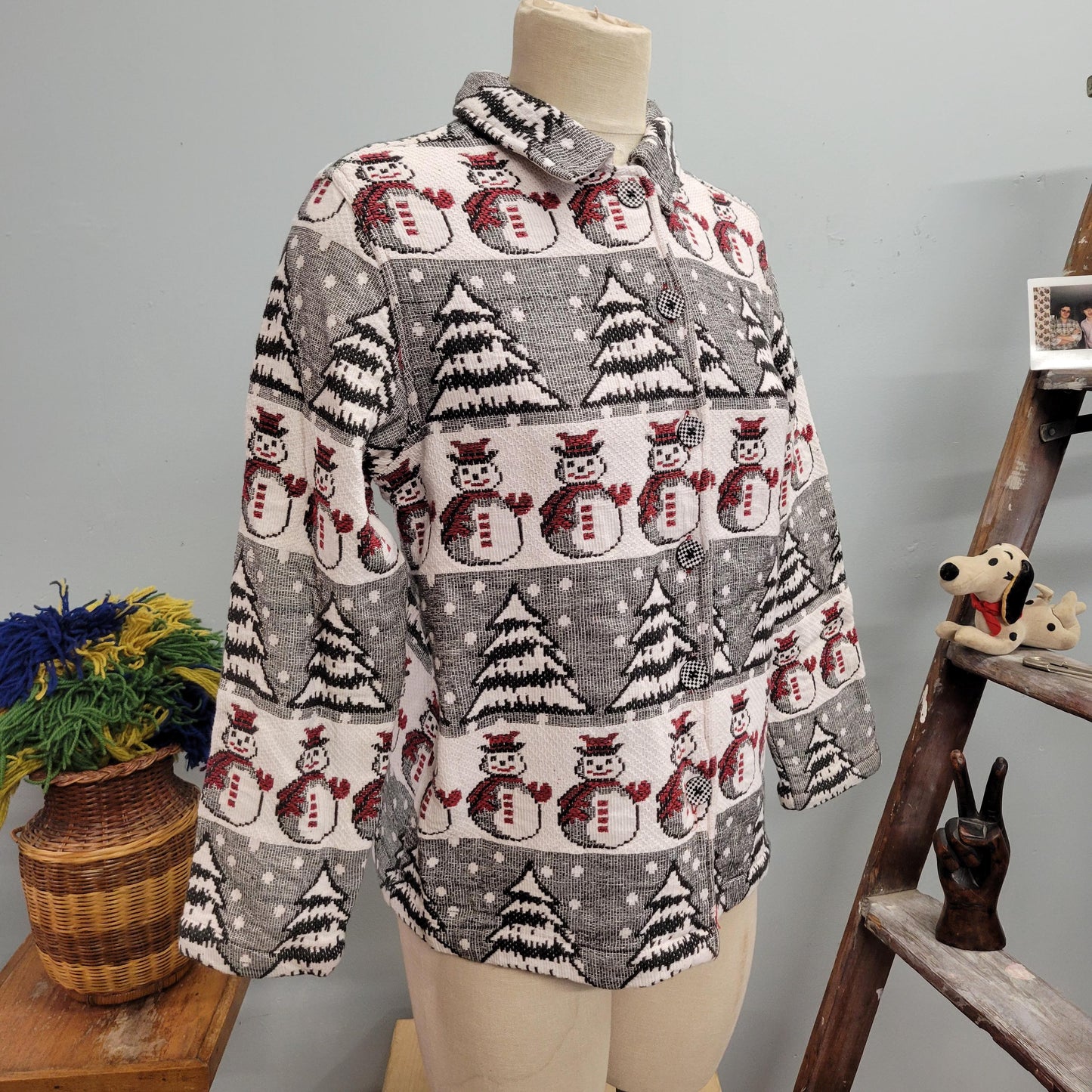 vtg 70s SNOWMAN TAPESTRY JACKET // vintage breckenridge petite medium womens all over print knit winter blanket jacket xmas party sweater