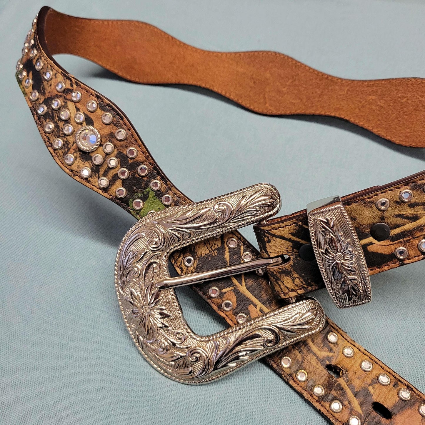 vtg 70s BEDAZZLED LEATHER BELT // vintage genuine leather 32 camouflage patterned curvy bling belt rhinestone skinny belt rodeo western