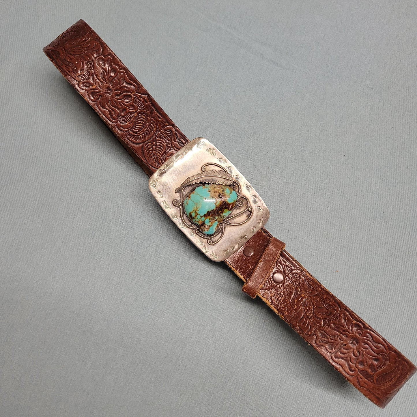 vtg 70s TURQUOISE BELT BUCKLE // vintage size 36 justin hand tooled leather belt and etched silver rectangle belt buckle distressed western