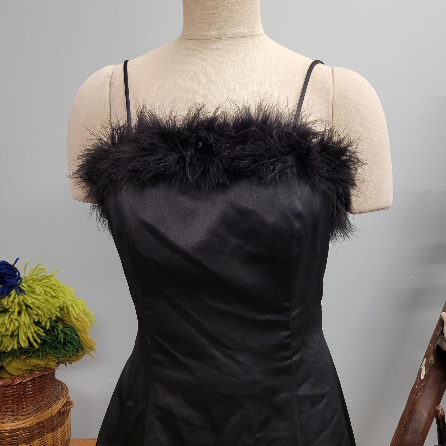 vtg 90s FEATHER TRIM BLACK Gown // vintage steppin out dress size 11/12 gothic inly black boa lined full length new years cocktail party hot