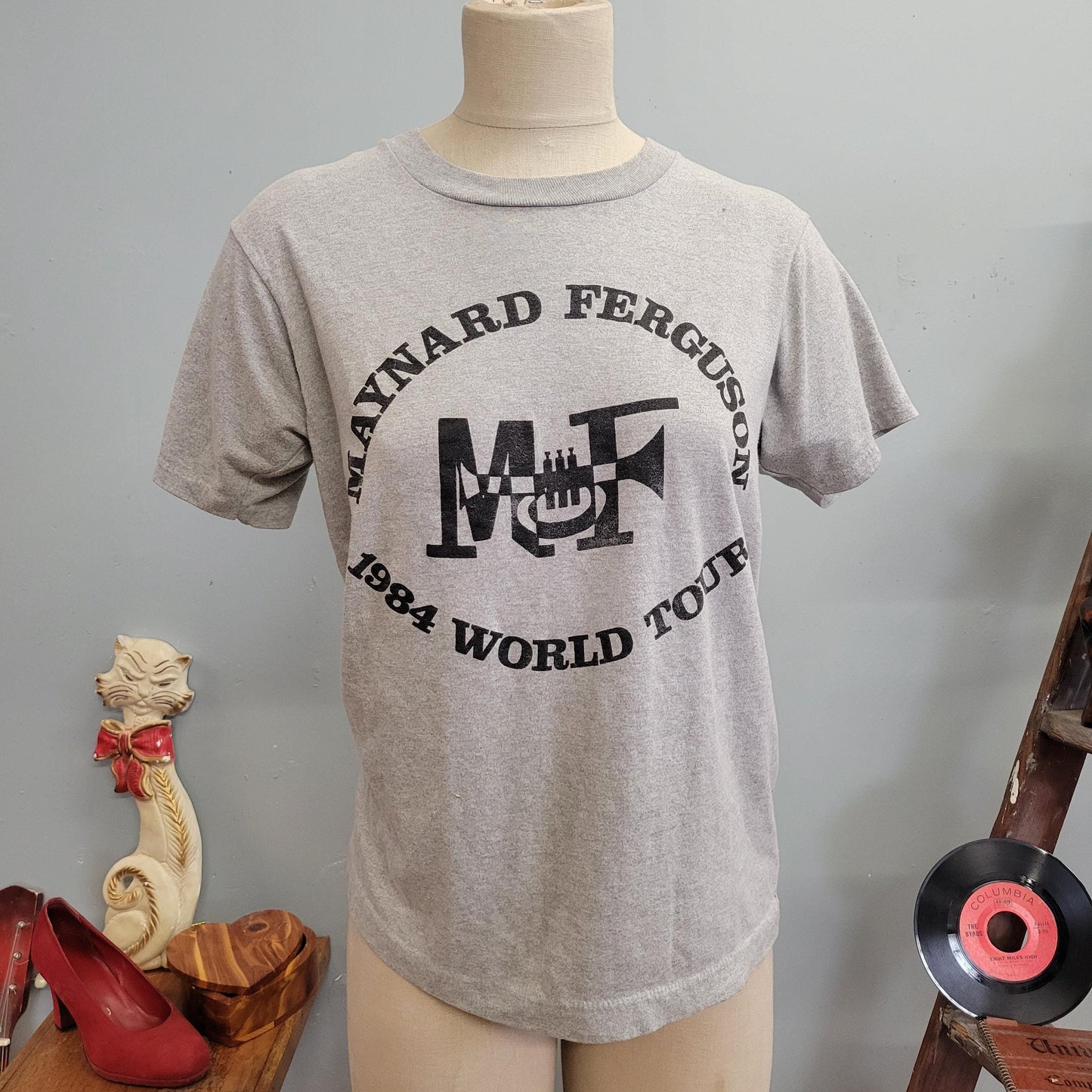 vtg 80s MAYNARD FERGUSON TSHIRT // vintage tour shirt screen stars large 1984 worls tour circle text jazz trumpeter music band graphic tee