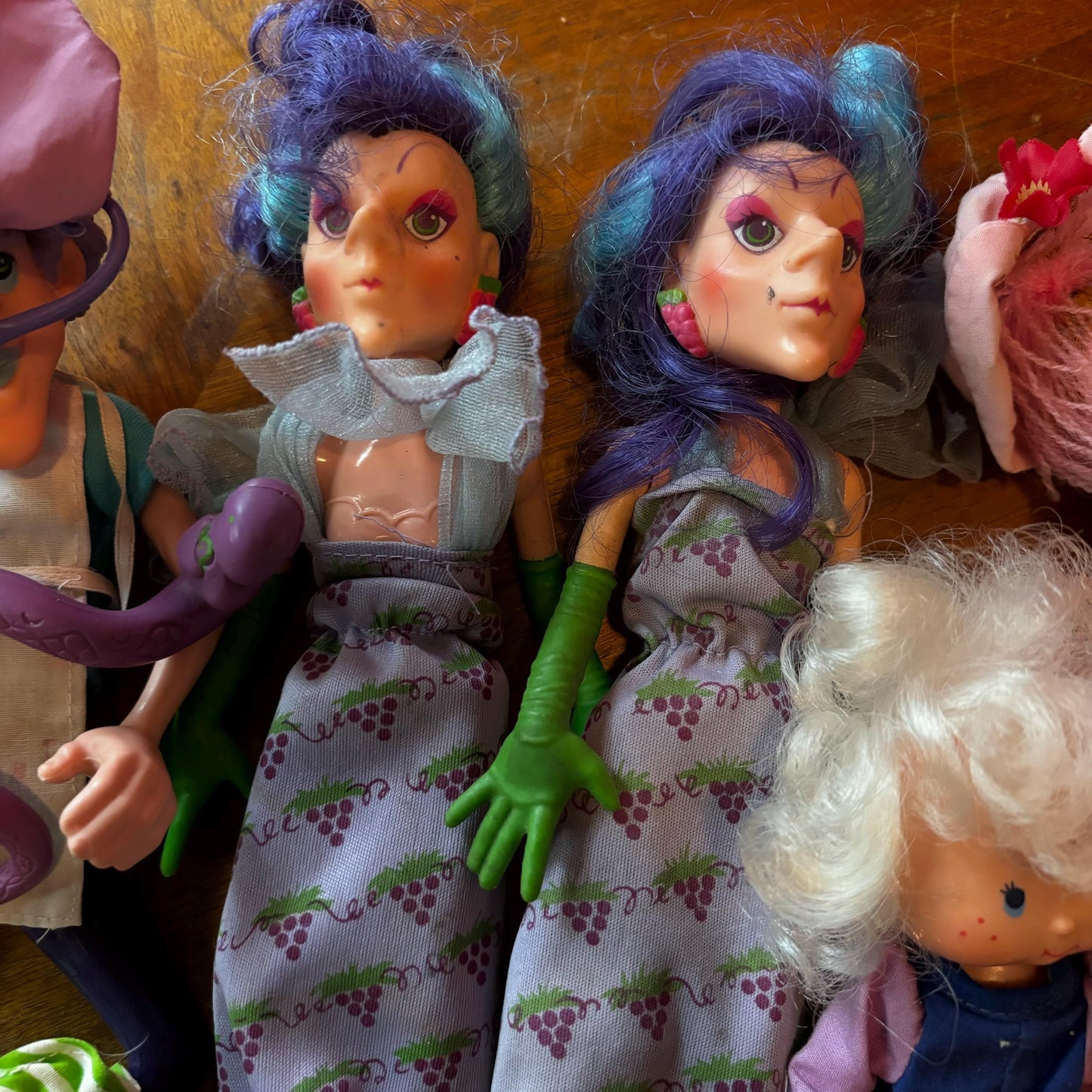 vtg 80s STRAWBERRY SHORTCAKE LOT // vintage purple pie man sour grapes accessories pets set of 13