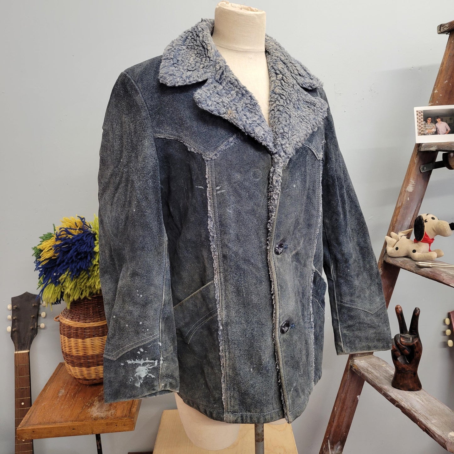vtg 70s BLUE SHERPA DENIM Coat // vintage field stream jacket 40 men’s distressed rugged western hippie winter overcoat sheepskin ranchwear