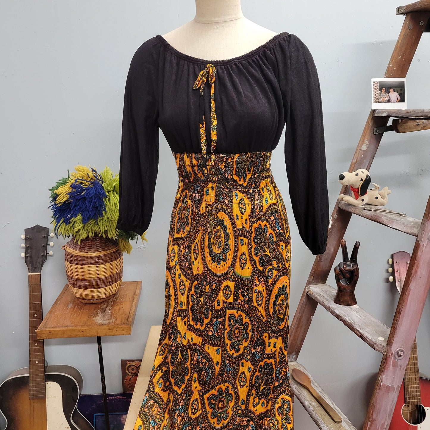 vtg 70s PSYCEHDELIC  PATTERN DRESS // vintage womens small paisley patterned silky scoop neck autumn vibes gown retro hippie mod maxi dress