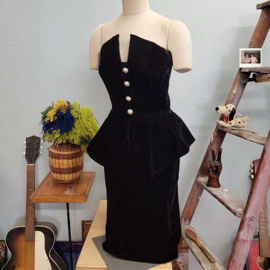vtg 80s VELVET PEPLUM DRESS // vintage pantagis 11/12 womens medium couture pointy top art deco retro fancy cocktail party holiday dress