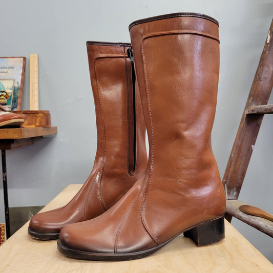 vtg 70s BROWN LEATHER BOOTS // vintage sears tan leather size 10 womens usa calf high chic autumn riding boots waterprrof fancy snow boots