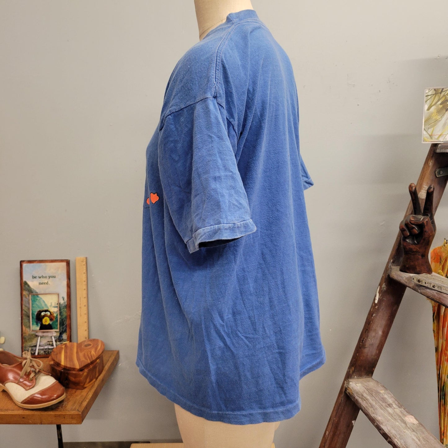 vtg 80s BE HAPPY TSHIRT // vintage dont worry be happy tee large unisex retro inspirational positivity goofy font ironic soft thin funny tee