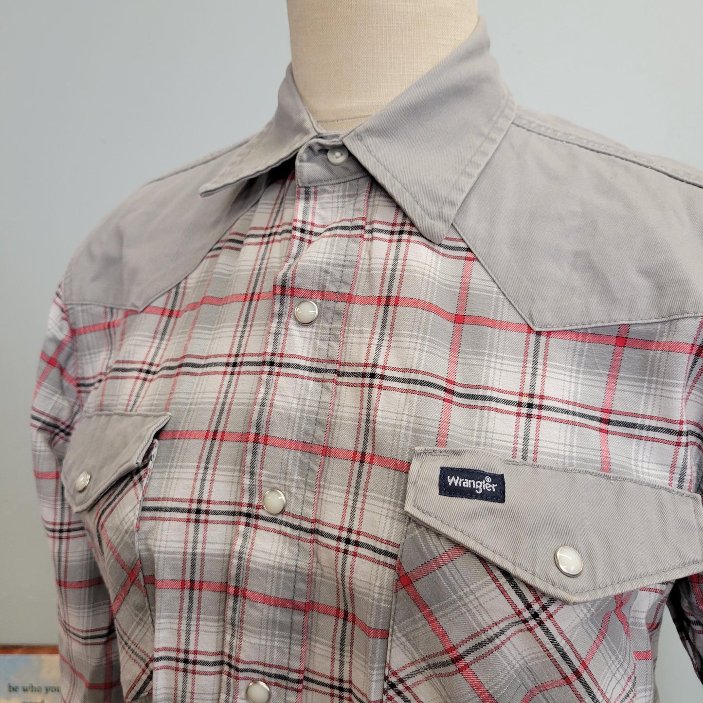 vtg 90s WRANGLER PLAID SHIRT // vintage wrangler pearl snap down mens med flannel button down western hippie retro rugged lumberjack style