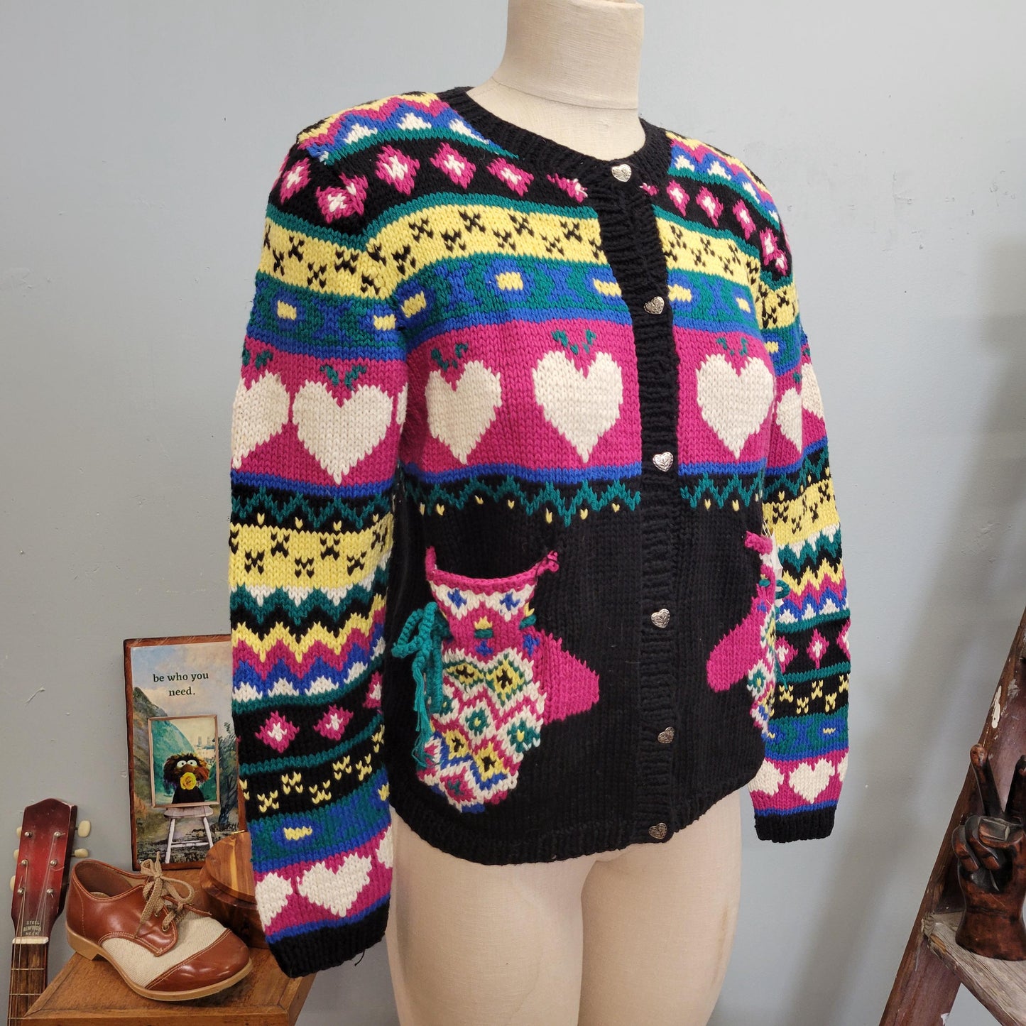 vtg 80s HEART MITTEN POCKETS Sweater // vintage small womens deadstock chunky xmas heirlooms festive winter abstract pattern hearts knit top