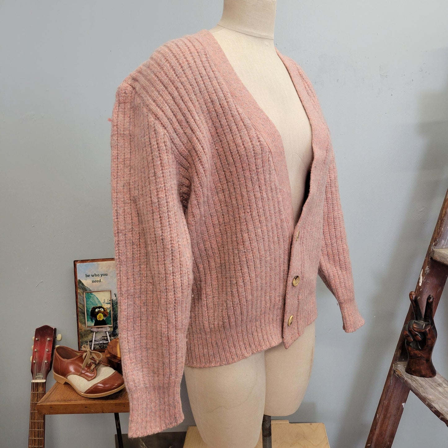 vtg 80s PASTEL MAUVE CARDIGAN // vintage womens large ribbed button up fuzzy thick chunky knit sweater warm cozy autumn winter oversized top