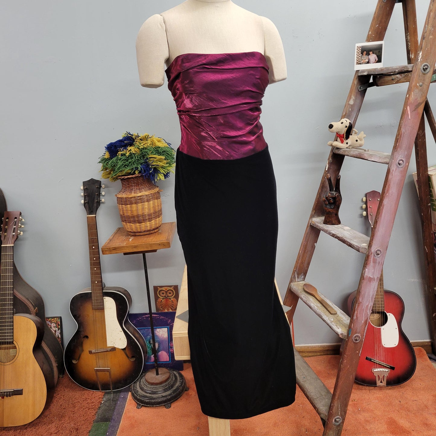 vtg 70s STRAPLESS VELVET DRESS // vintage jessica mcclintock gunne sax size 11 iridescent metallic purple holiday party sexy hostess gown