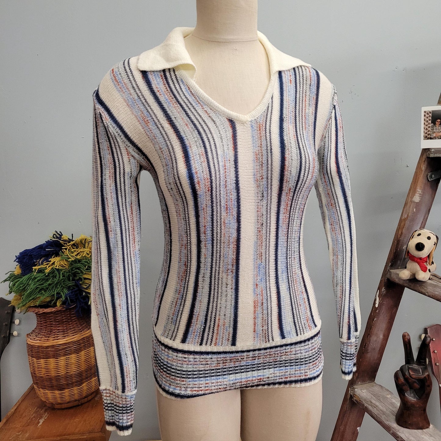 vtg 70s STRIPED SWEATER TOP // vintage darn knit large scoop neck pointy collared cropped tight fitted that 70s show retro groovy autumn top